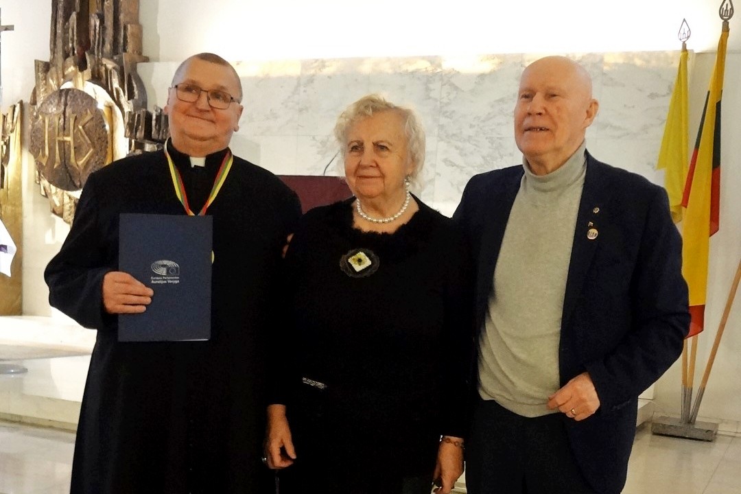 20251130_kvk65_01_b-zeigienes.jpg (179 KB)