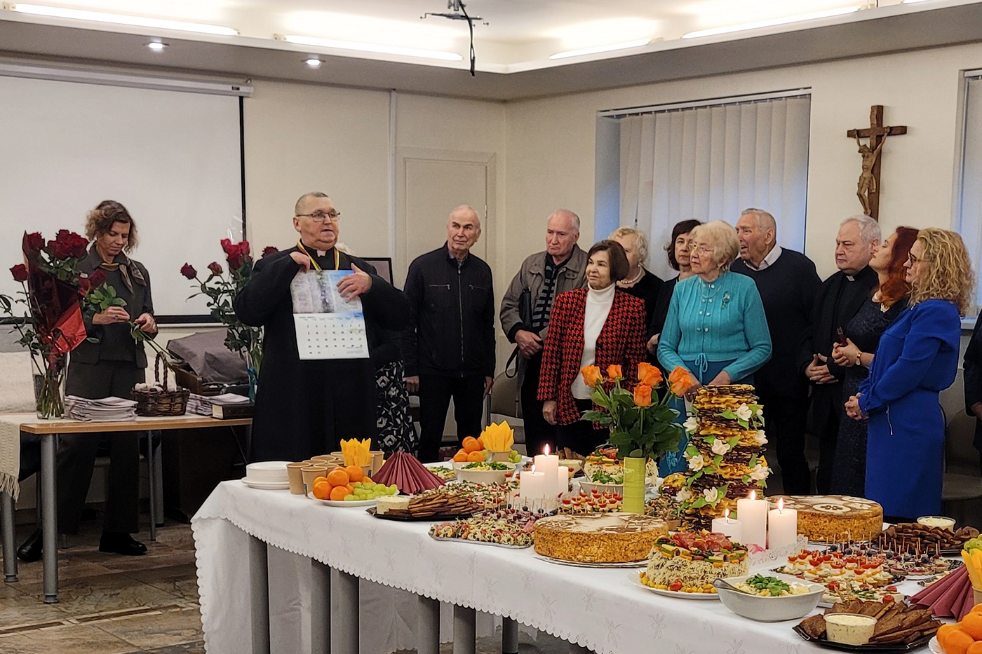 20251130_kvk65_07_v-ambrizienes.jpg (326 KB)